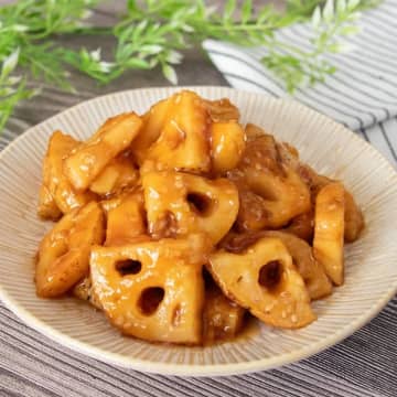 【れんこんはこうやって食べて！】「箸が止まらない」「家族から大好評！！」れんこんの簡単＆絶品おかず4選