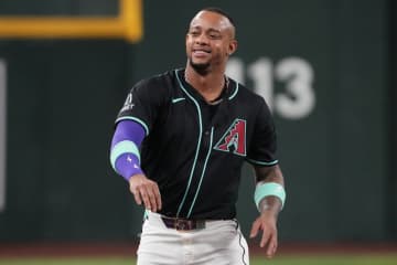スクバルの裏でドジャースがひそかに狙う隠し玉判明　今季２８発のＭＬＢ最強二塁手と米報道