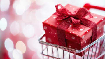 クリスマス商戦の内実　AI・暗号通貨・金利が映す「消費の分断」