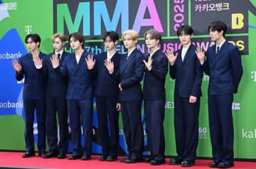 【PHOTO】ALPHA DRIVE ONE「MMA 2025」レッドカーペットに登場