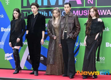 【PHOTO】ALLDAY PROJECT「MMA 2025」レッドカーペットに登場