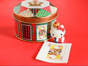 【数量限定】かわすぎる！「ハローキティのトランプ缶」