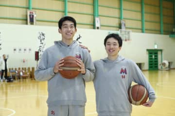 冬に懸ける仙台大明成（２）新井慶太×三浦悠太郎対談「泥臭い部分ではほかのチームに負けない」