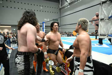 【新日本】『WTL』覇者TMDKと王者K.O.Bが激突！ 1.5大田区へ向けたダブル前哨戦はジャクソンが制圧、試合後はバックステージまで続く大乱闘に