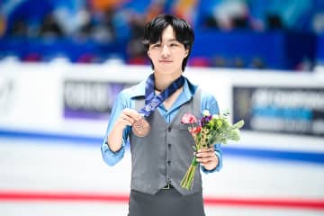 「漫画みたい」三浦佳生、3位で五輪代表有力に　鍵山優真＆佐藤駿との絆「オフも一緒に…」【全日本フィギュア】