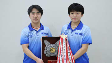 育英高・西面睦輝/松島翔空ペアが男子ダブルス優勝＜卓球・近畿高校新人大会2025＞