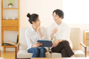 30〜40代が無理なく投資を始められる目安は？ 貯蓄でみる「投資スタート安全ライン」