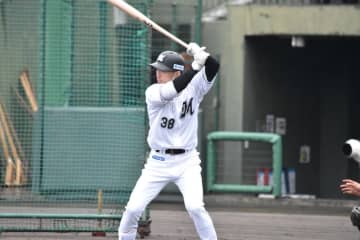 ロッテ・髙部瑛斗「うまくいかなかったシーズン」も「その中で得られたものがあった」。8月以降の打率は.337