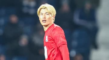 30歳日本人、泥沼状態の海外名門古巣チームが再獲得検討！？「絶大な人気を誇った」と現地紙