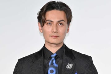 41歳・加藤和樹と元劇団四季の33歳・松田未莉亜が結婚「互いを尊重」　今春にミュージカルで共演