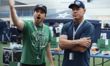 「あんな名前の選手起用しちゃダメ」 陰謀論に狂った？ ブラッドリー・クーパーがアメフトチームに乱入、ダル絡みしてしまう「Uber Eats」CM