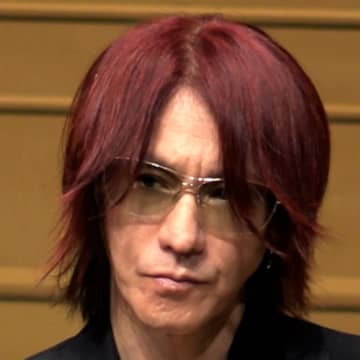 LUNA SEA、23日の公演の延期を発表　SUGIZOが接触事故「お相手の方の安否をとても心配」