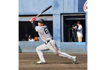 巨人22歳が「村上に見えた」　打ち終わりが…「フォロースルーがスラッガーすぎ」豪快弾に騒然