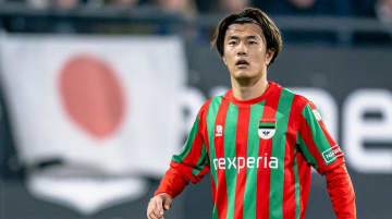 「本当にナイスガイ」「世界最高のひとり」28歳日本代表、幼馴染選手と『嫉妬』していた後輩スターを語る