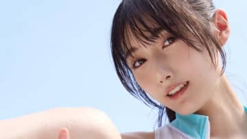 村雨芙美｜濡れて空色