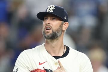 来年40歳の元日本ハム右腕、レンジャーズと再契約　古巣ド軍専門メディアが注目「年齢を感じさせない。マウンド上での安定感は健在」