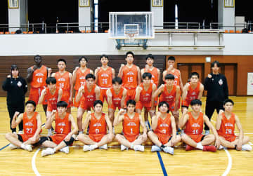 ＜高校バスケ＞練習から100％以上を出す「頑張れる」チーム　埼玉の「絶対王者」を追い詰めた自信を力に　男子・埼玉栄　ウインターカップ23日開幕、出場の県勢3チームを紹介