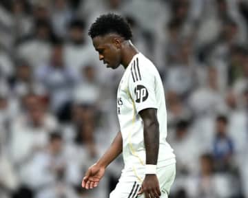 マドリーファンへの抗議？ 特大のブーイングを受けたヴィニシウス、SNSのプロフィール画像をセレソン仕様に変更