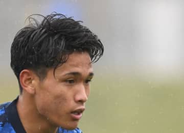 なぜ松木玖生はベンチ外が続くのか? 驚愕スーパーミドルから4か月、サウサンプトン新体制でもチャンスに恵まれず