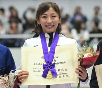 【レスリング】須崎優衣　パリ五輪の涙から復活優勝「経験ないくらい苦しいこともあった」