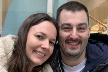 「ドイツのはこんなクオリティではない」　ドイツ人が市場で食べた寿司に感激　母国とは”違う”と感じた理由とは