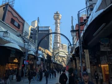 串カツでほろ酔い→通天閣ネオン夜景へ！大人の遠足最強ロマンチックコース