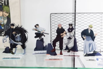タカラトミーアーツブースでは「呪術廻戦」や「チェンソーマン」、「ハイキュー!!」の会場限定アイテムや先行ガチャが登場【#ジャンプフェスタ】