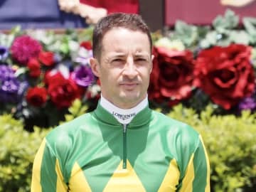 ルメール騎手 JRA通算2112勝で歴代8位