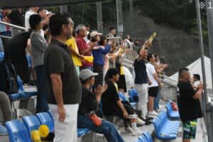 【ソッカー（女子）】昇格を支えた保護者の応援　応援グッズへのこだわりやチームの魅力にインタビューで迫る！