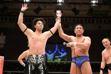 【DDT】「プロレス大賞」新人賞受賞の武知海青が永田裕志＆髙木三四郎組から自力2勝目を奪取！「場数を増やして、もっとプロレスを世の中に広めるために頑張っていきたい」