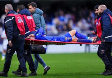 「十字靭帯断裂の可能性もある」日本代表に激震…南野拓実の怪我は重傷か。モナコ指揮官が悲痛なコメント　ファンからは心配の声続々「マジかよ」「軽傷であってくれ」「W杯までに絶対戻ってきて」