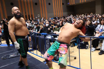 【新日本】オーカーンが〝ＵＥ変革〟の真相告白「これまでがゴミだった」「生ぬるかった」