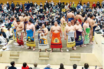 「声援が多くて大変ありがたかった」　埼玉出身の大栄翔、阿炎らが熱戦　埼玉・新座で大相撲の冬巡業「新座場所」