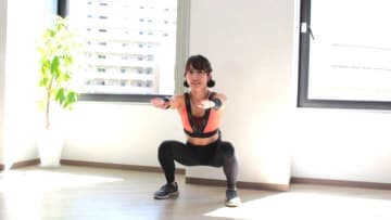 スクワットはいつ負荷を上げるべき？30回が楽になった人の次のステップ