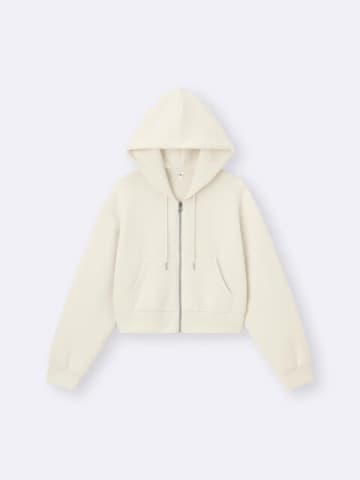 GUスウェットが部屋着感ゼロでおしゃれ見え！大人が上品に着こなせる！キレイめアイテム5選