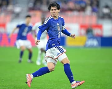 「南野に代わる選手はいない」重症ならW杯出場も厳しい危機。日本代表30歳アタッカーの負傷に韓国メディア反応「靭帯断裂の診断を受ければ...」