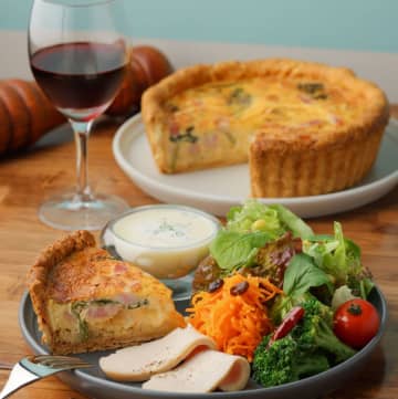 ＜ふわふわ食感×旬の果実＞オールデイダイニングAiko plus　「天使のシフォンサンド イチゴ」を販売開始