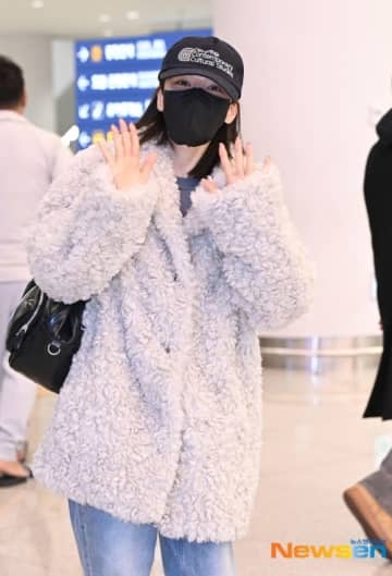 【PHOTO】Red Velvet ウェンディ、海外スケジュールを終えて韓国に到着