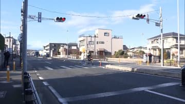 酒気帯び運転でひき逃げか…25歳男性はねられ死亡も車逃走　特徴似た車運転の男を酒気帯び運転で現行犯逮捕　埼玉・狭山市
