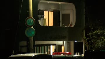 「早く金を出せと言われた」男3人組が住宅に強盗…現金1000万円奪い逃走　80代夫婦をテープで縛るもけがなし　静岡・長泉町