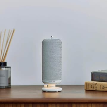 手回し充電できるワイヤレススピーカー　いざというときに「防災ラジオ」で