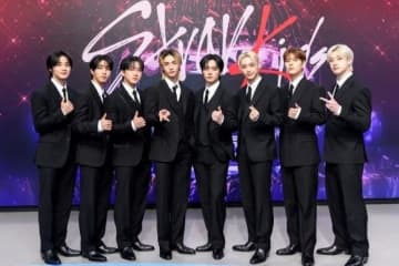 Stray Kids「ビルボード200」で8作連続1位を記録！心境・抱負を語る“他とは違う、新しいと言われたい”（動画あり）