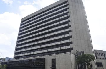 生活困窮者に期限切れ食品配布　徳島市、同意書にサインも