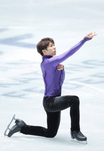 坂本花織が5連覇に向け首位スタート