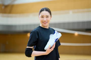 アシックスジャパンが石川真佑とアドバイザリースタッフ契約を締結！