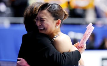 「順風満帆ではないが、人生虹色」坂本花織が全日本選手権5連覇に涙　最後のオリンピックへ「これで悔いはないって思うくらい練習を」