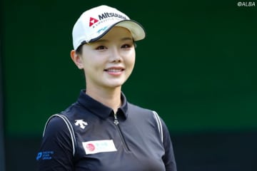 作業服姿のセキ・ユウティンが工事現場に登場！ ヘルメットに安全ベルトのフル装備も「スタイリッシュにキマってますね～～！！」