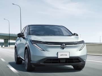 日産 アリアをマイナーチェンジ。フロントデザインを一新して装備も充実