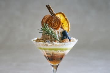 ザ・プリンスギャラリー 東京紀尾井町“雪景色”着想「モンブランパフェ」紅茶ジュレや豆乳クリーム入り