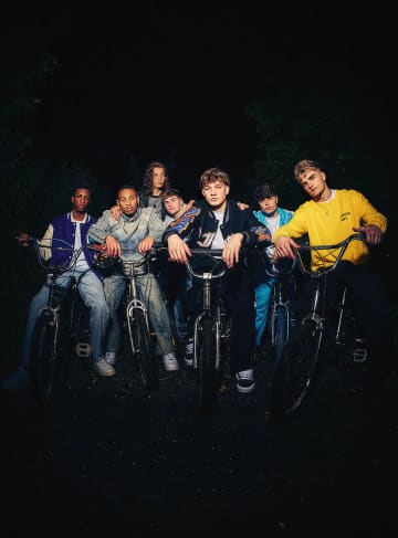 サイモン・コーウェルがプロデュースをする英ボーイ・バンド「December 10」が誕生！フル・パフォーマンス映像も初公開！